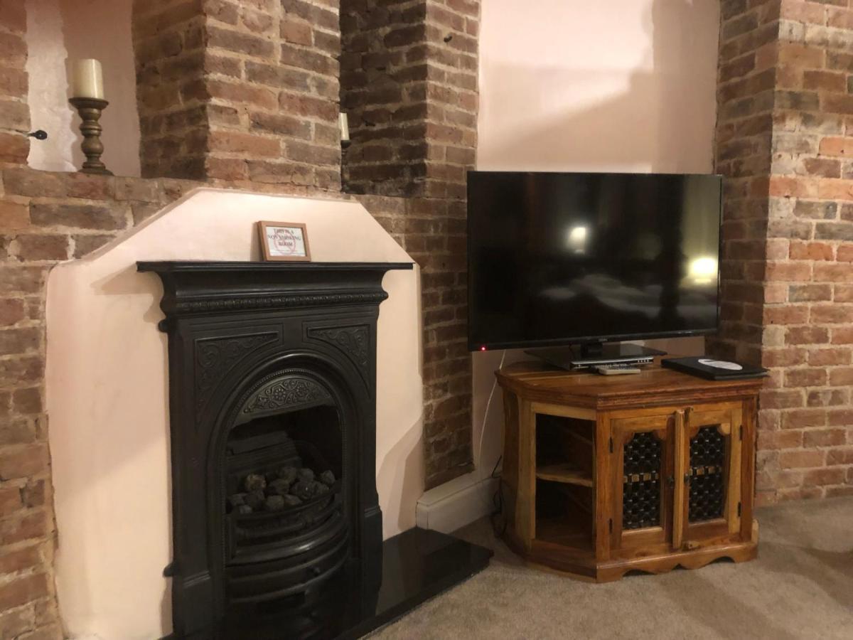 Inn The Mug House 4*
